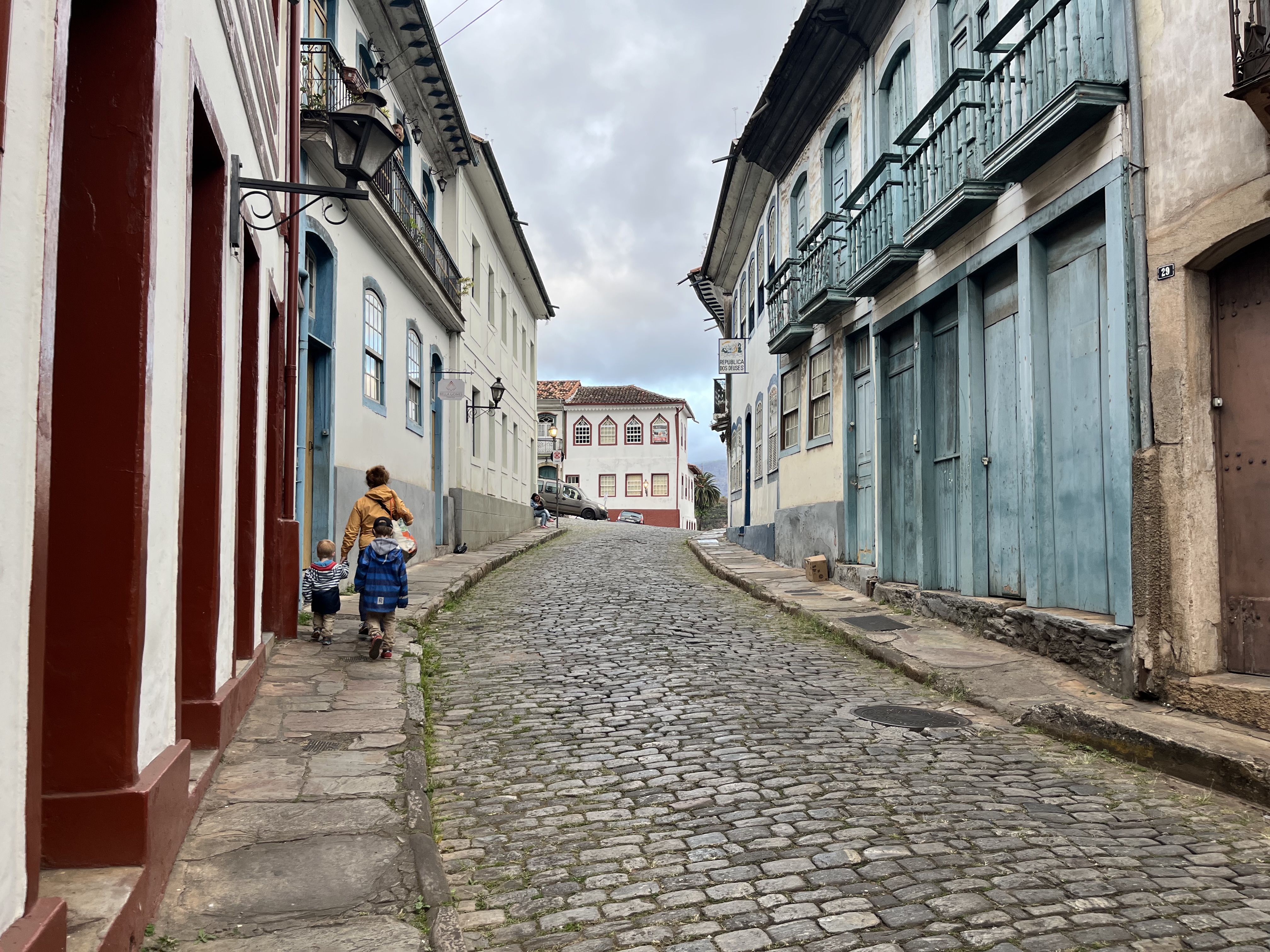 Ouro Preto ist in den Bergen und es ist etwas kälter.